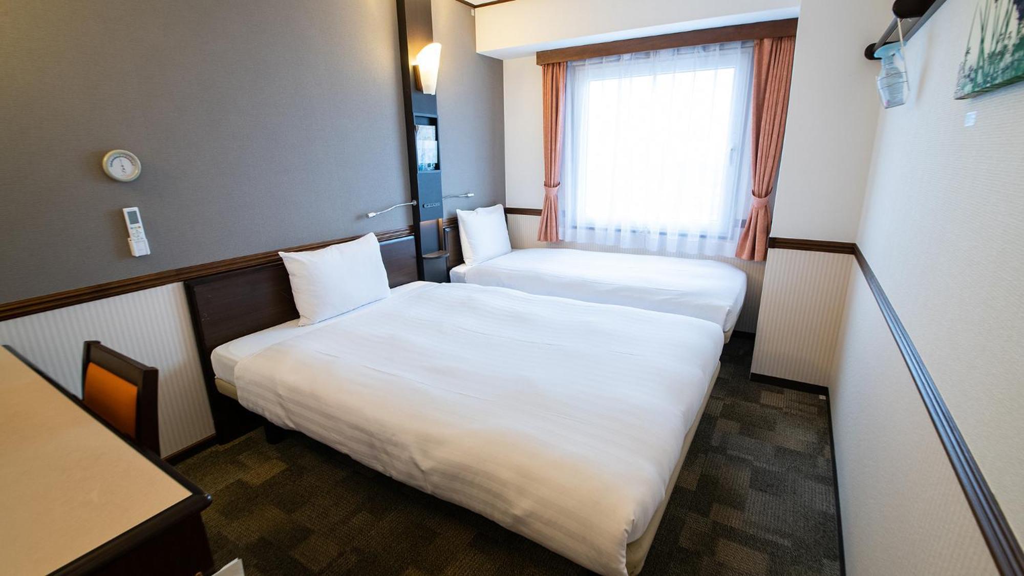 Toyoko Inn Fukushima Eki Nishi Guchi Exterior photo